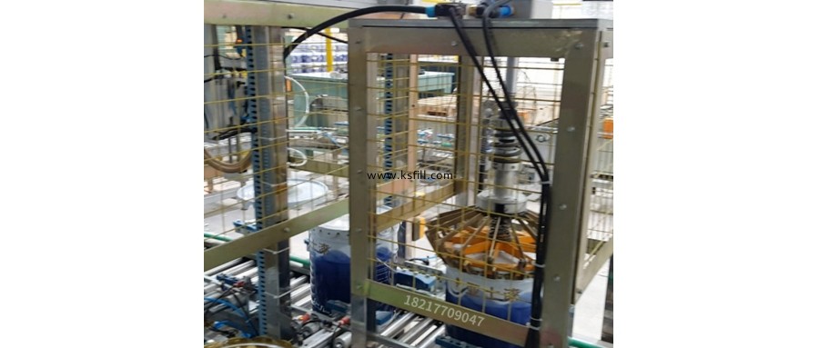 25公斤聚氨酯自動壓蓋灌裝機(jī)