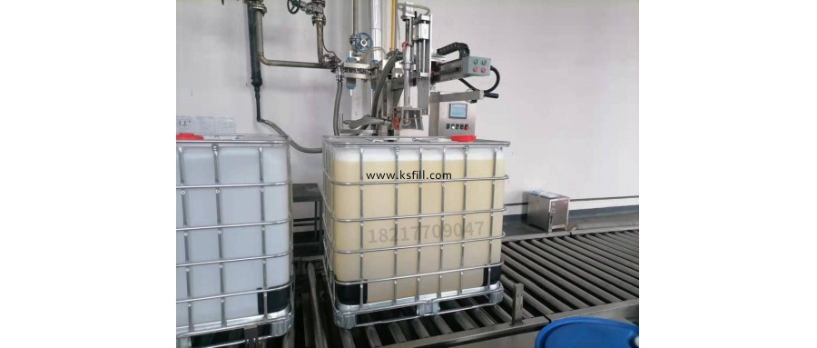 1000公斤IBC噸桶尿素灌裝機適用于哪些行業(yè)