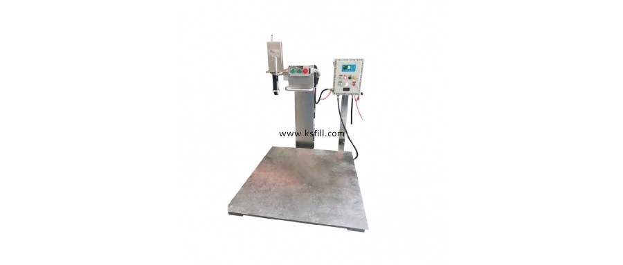 1000KG噸桶聚四氟乙烯灌裝機(jī)的特點(diǎn)和功能